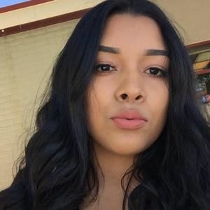 Meet your Posher, Rafaela